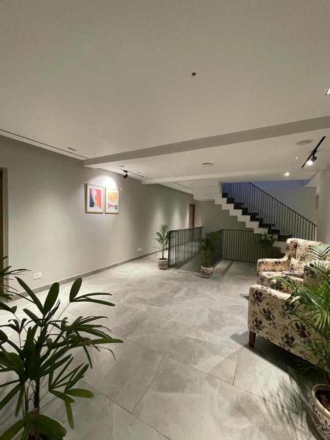 Hotel West Inn Premium Kharar Dış mekan fotoğraf